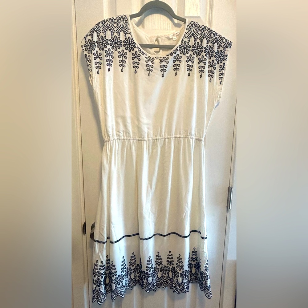 Downeast Embroidered Detail Dress